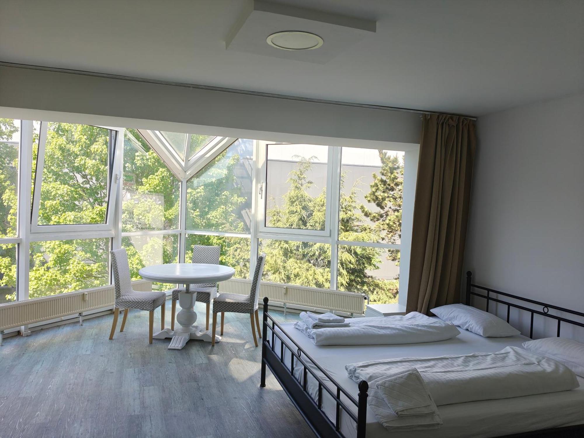 Pension Stadtpark Гамбург Екстер'єр фото